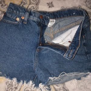 PINK Womens frayed jean shorts size 24/0